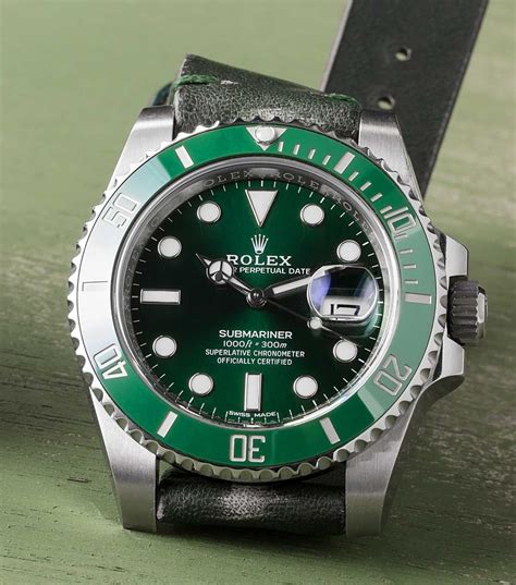 Rolex 116610LV Hulk Submariner Reference Guide 